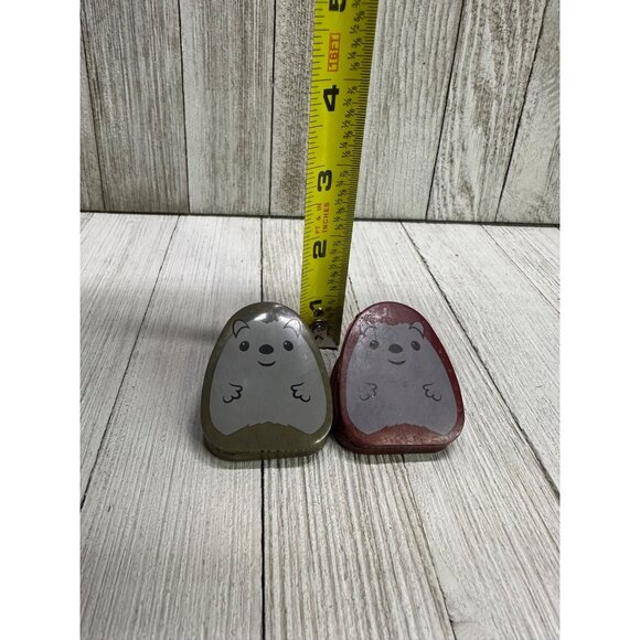 Kikkerland Woodlands Animal Hedgehogs Bag Clips - Set Of 2 - Picture 3 of 4